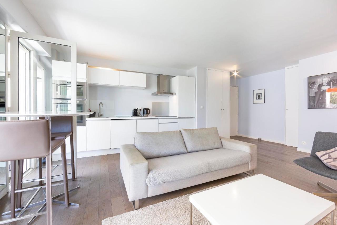 Modern Apartment 2 Bedrooms Quiet Terrace In A Palm Beach Area, 30 Meters From Seaside Cannes Dış mekan fotoğraf